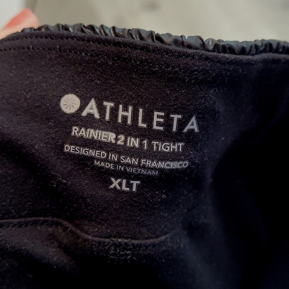 Athleta 2 in 1 Rainier Tight Shorts with Leggings SIze XLT XL Tall - Picture 11 of 15